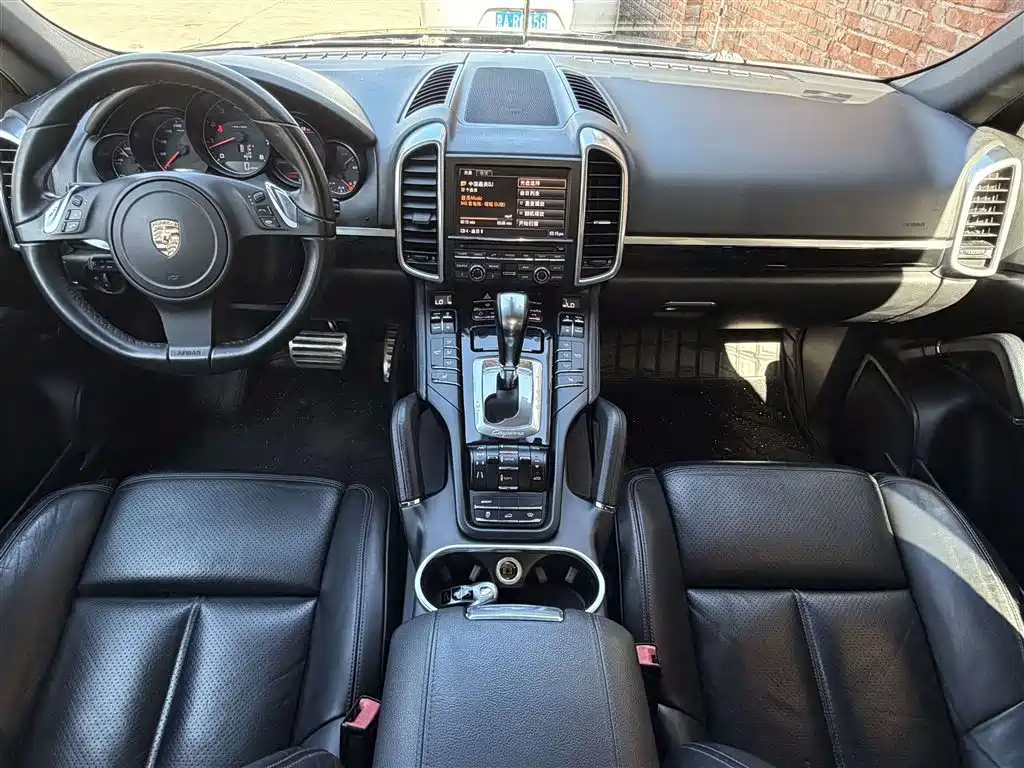 صورة 4 - Porsche Cayenne