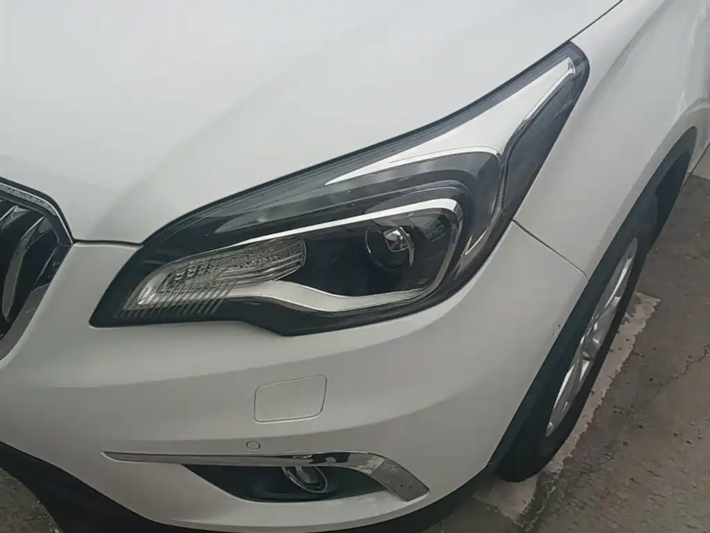 Фото 18 - Buick Envision Plus