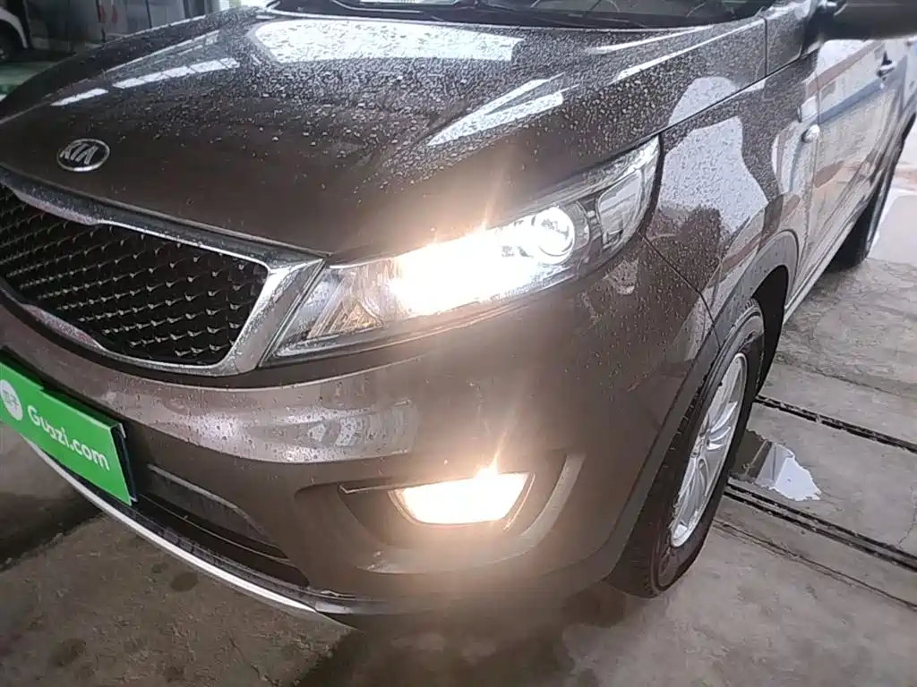 Kia Sportage 2016 2.0L Manual 2WD GL фото 24