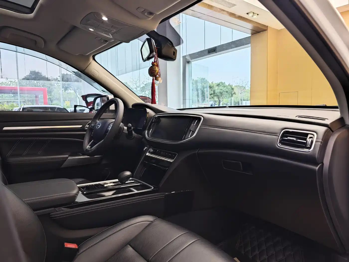 GAC Trumpchi Trumpchi GS8 2020 Model 390T FWD Luxury Smart Connect (7-seater) фото 32
