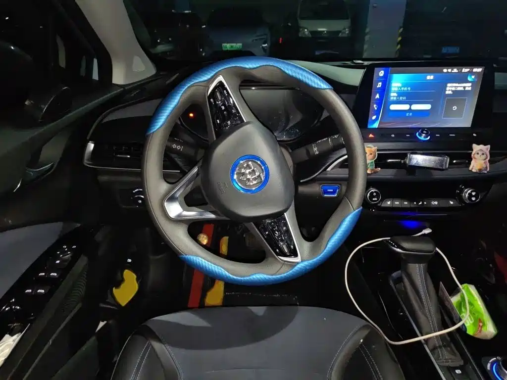 Photo 3 - Buick Velite 6