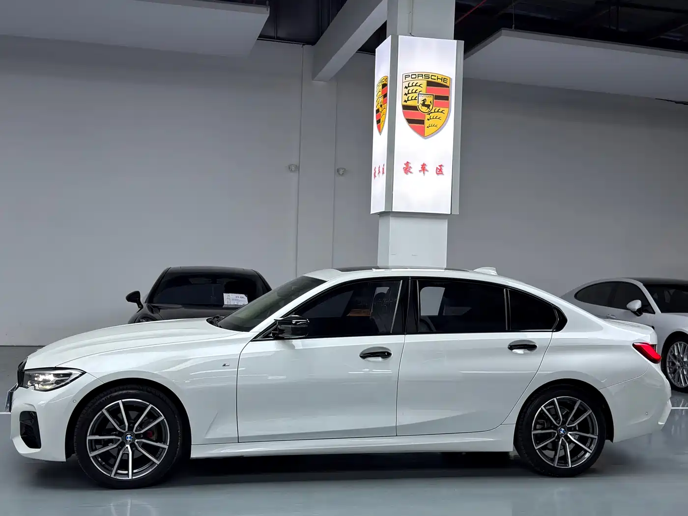 BMW 3 Series 2020 325Li Launch Edition фото 4