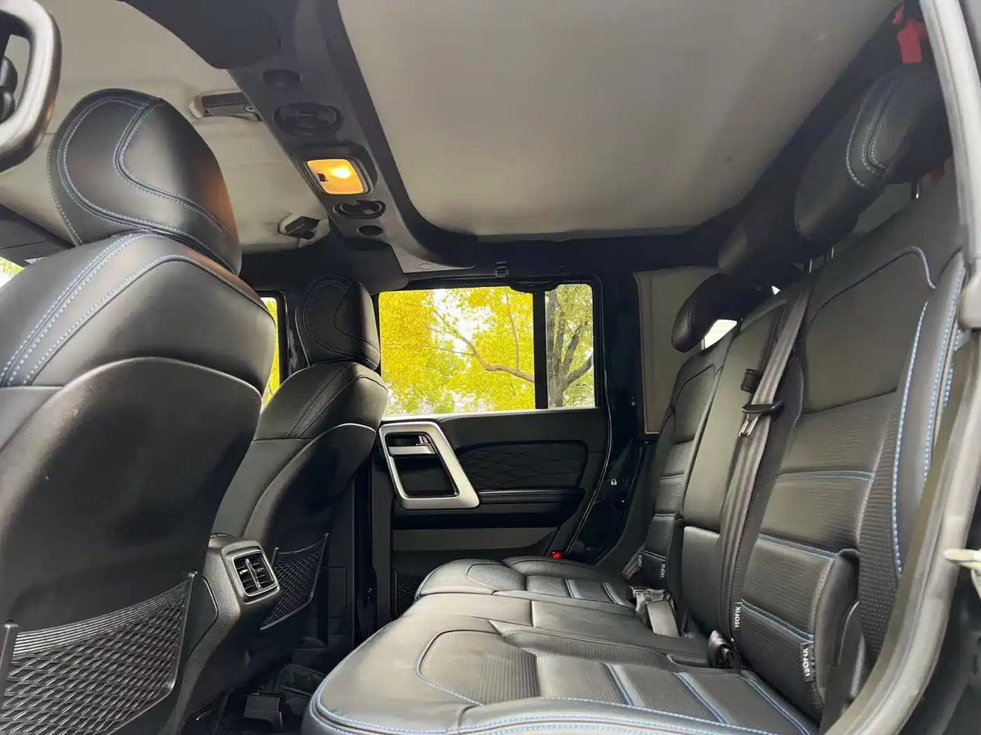 BAIC ORV Beijing Offroad BJ40 2023 2.0T Auto 4WD Urban Hunter Knight Edition фото 12