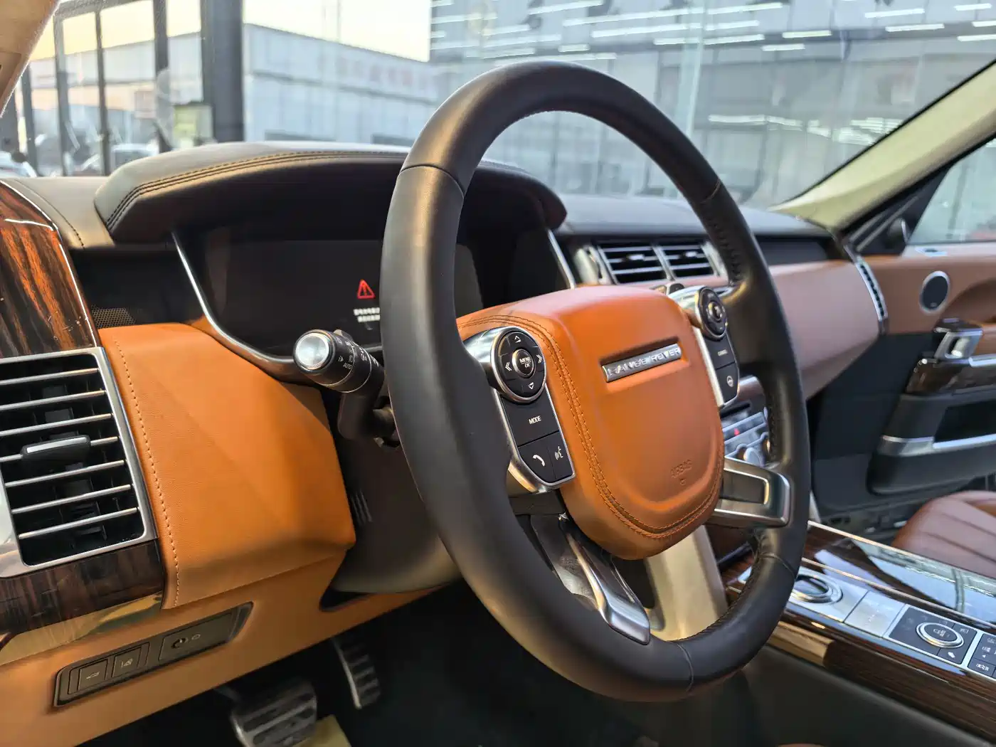 Land Rover Range Rover 2017 3.0 SC V6 AB Ultimate Autobiography LWB фото 12