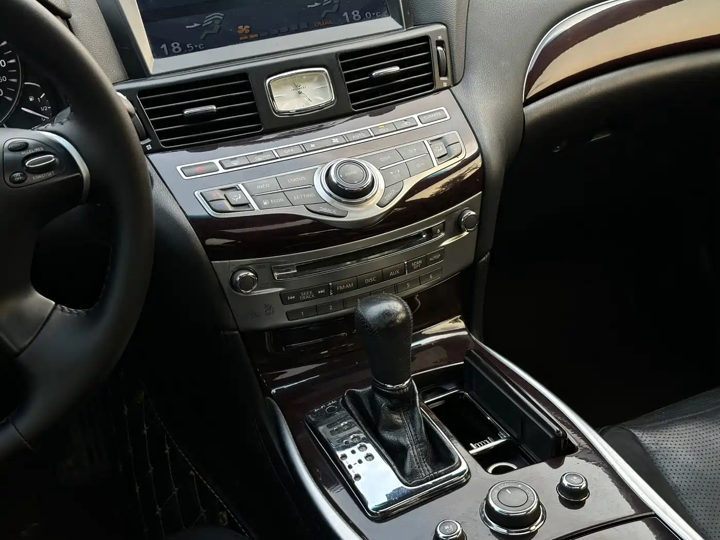 Infiniti M Series 2012 2012 M25L Elegance Edition
