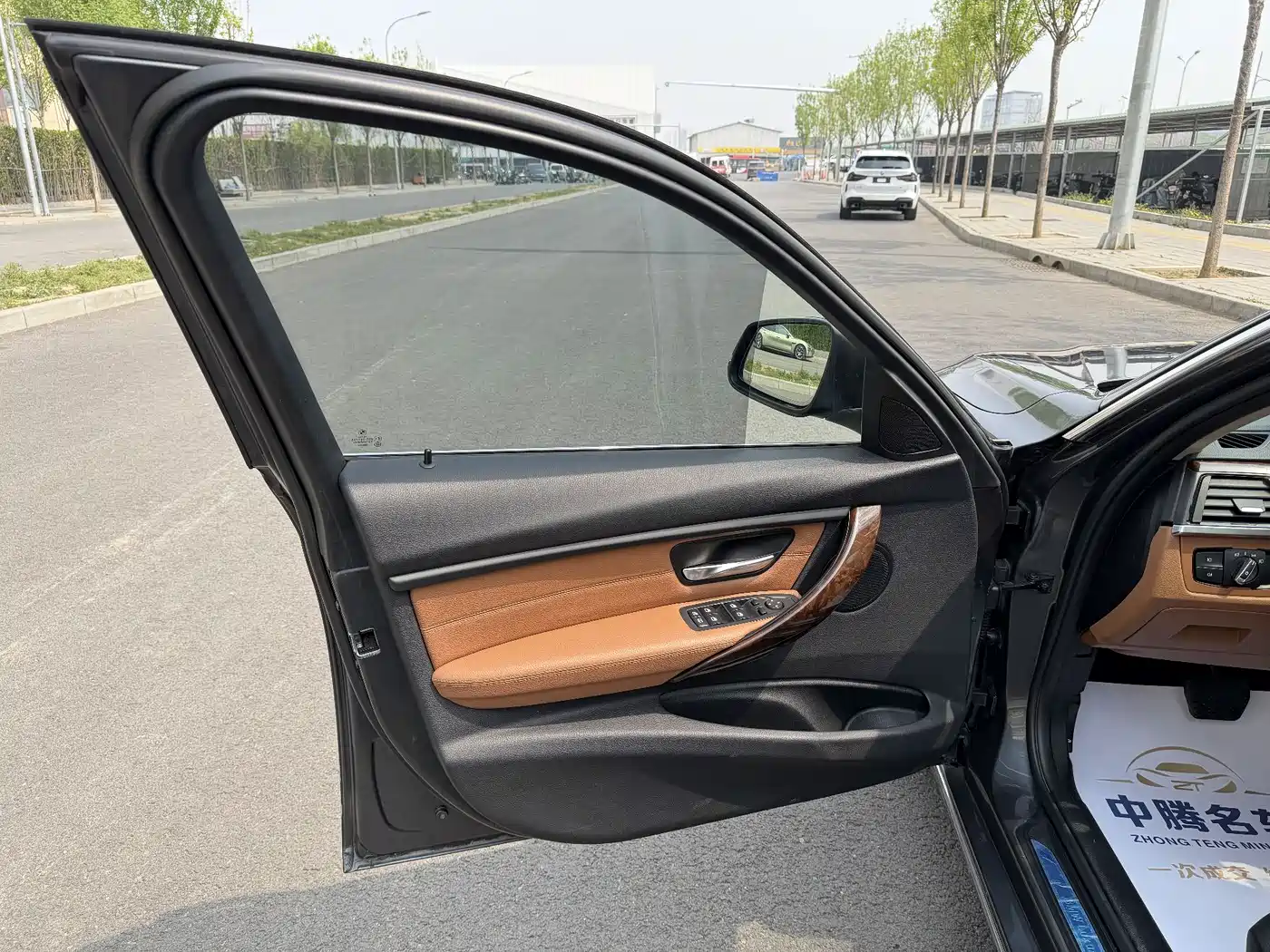 BMW 3 Series 2013 320Li Luxury Design Package фото 4