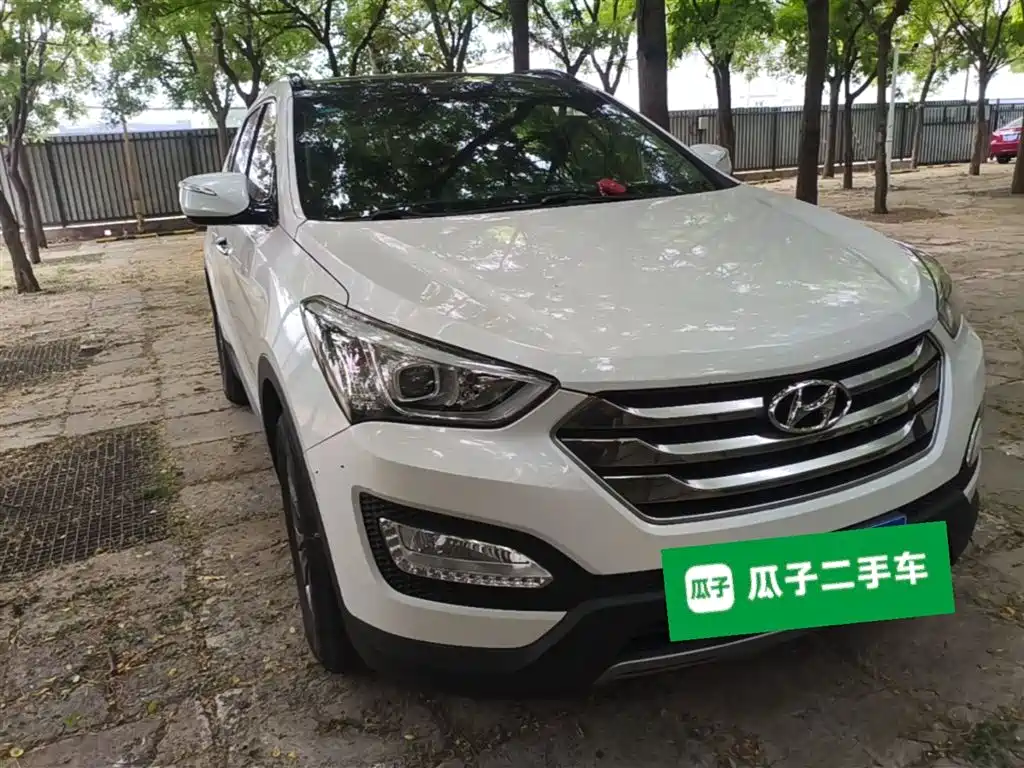 Hyundai Santa Fe 2015 2.0T Automatic 2WD Smart 5-Seater фото 7