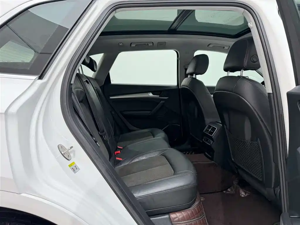 Audi Q5L 2018 45 TFSI Exclusive Fashion (China V) фото 20