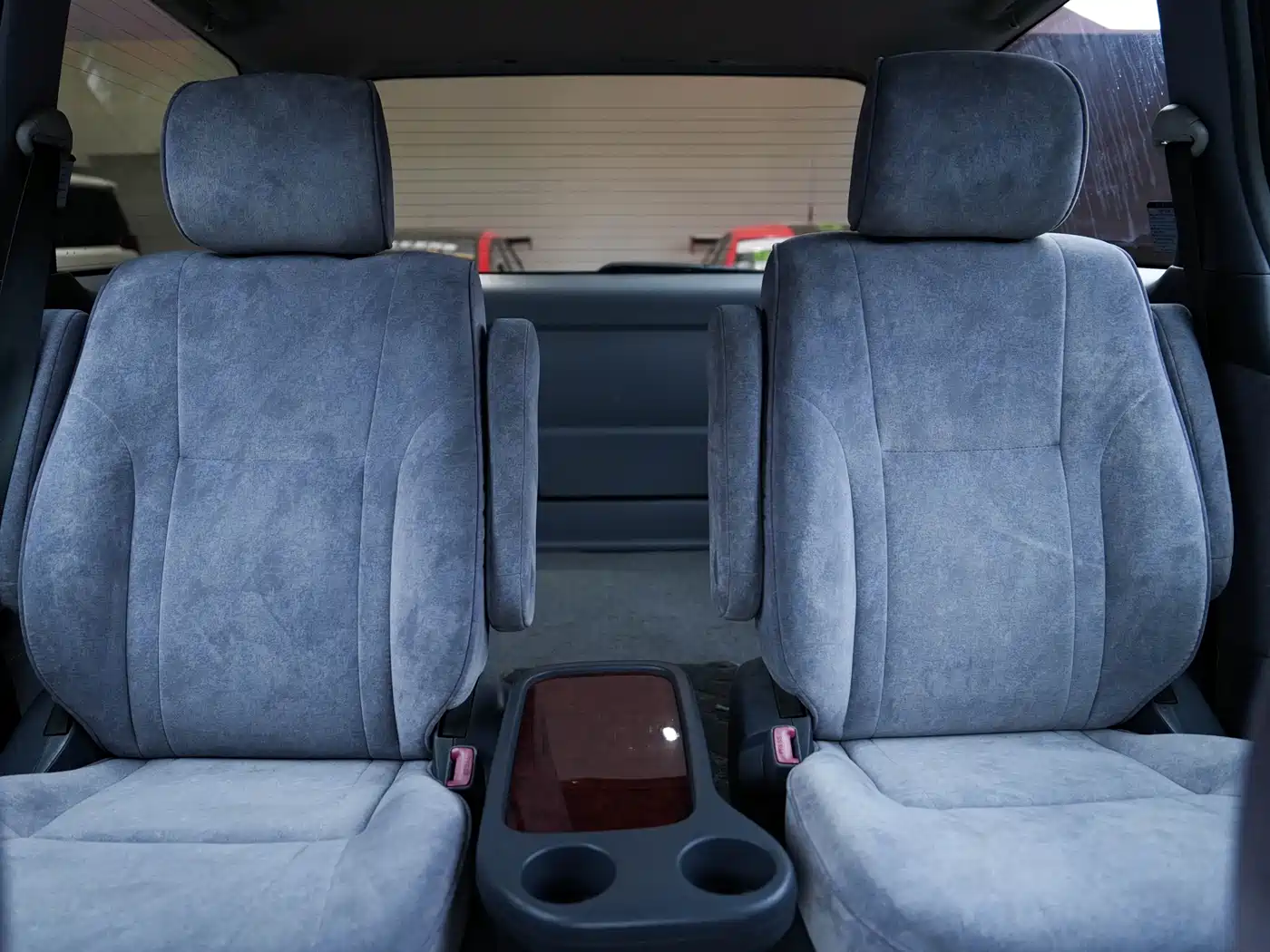 Toyota Previa фото 23