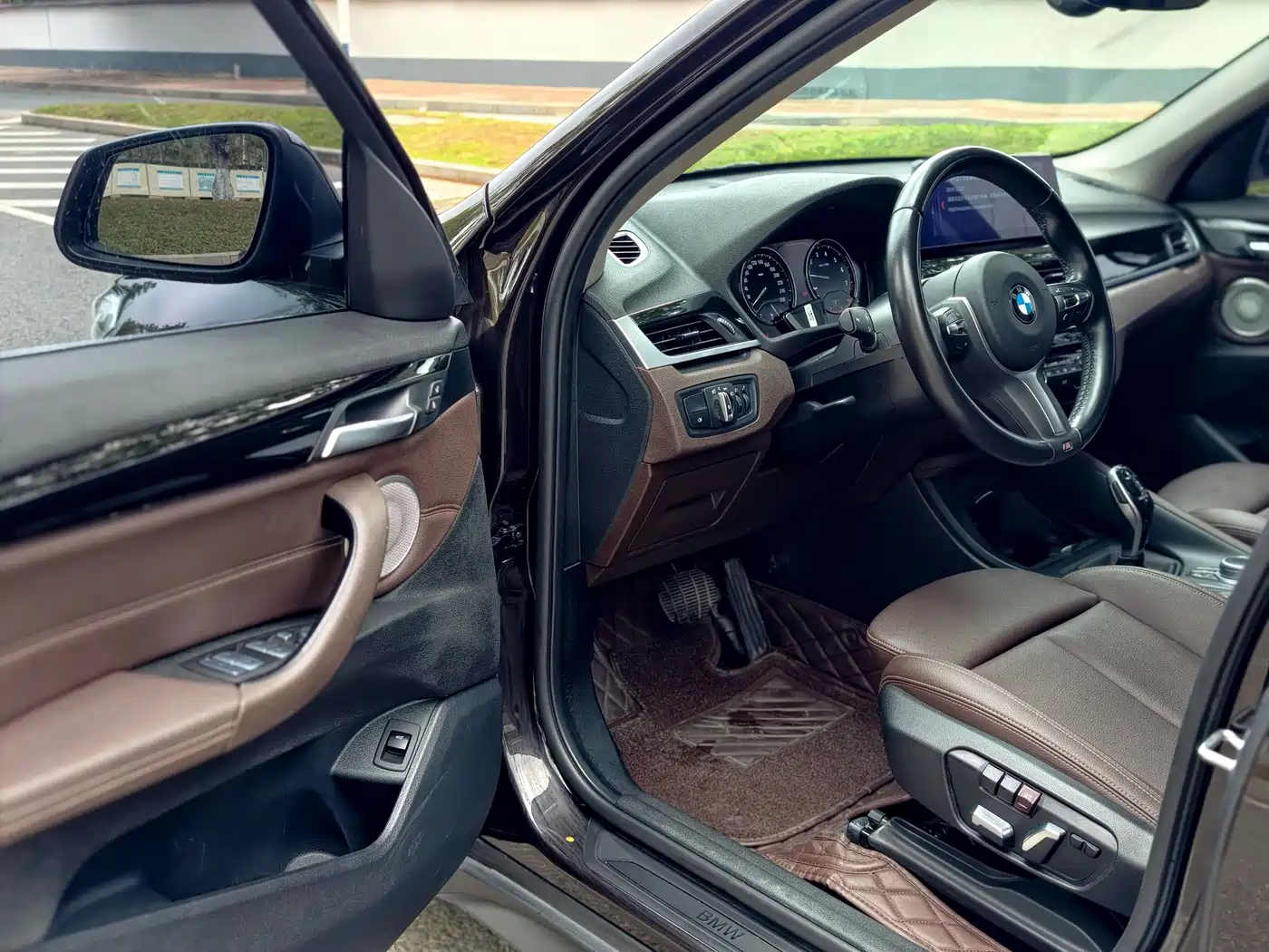 BMW X1 2021 Facelift sDrive25Li Leading фото 14