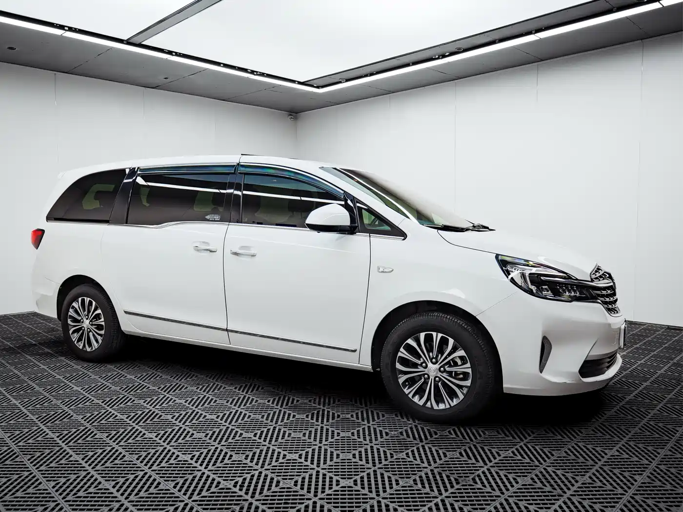 Buick GL8 2022 Land Business Class 652T Luxury фото 5