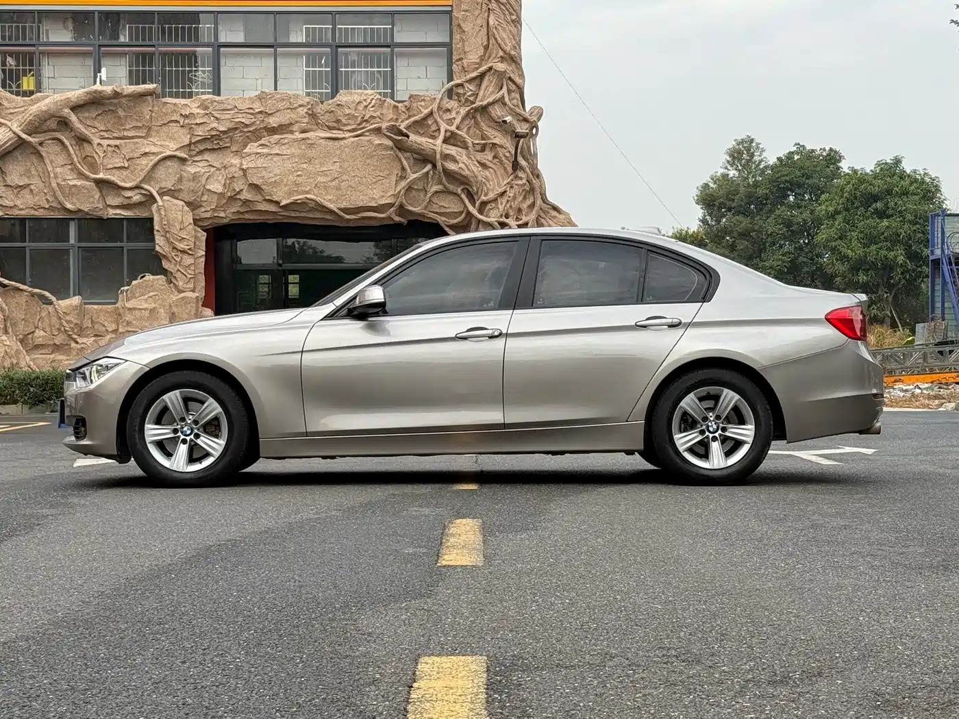 BMW 3 Series 2015 320i Super Joy Fashion фото 4