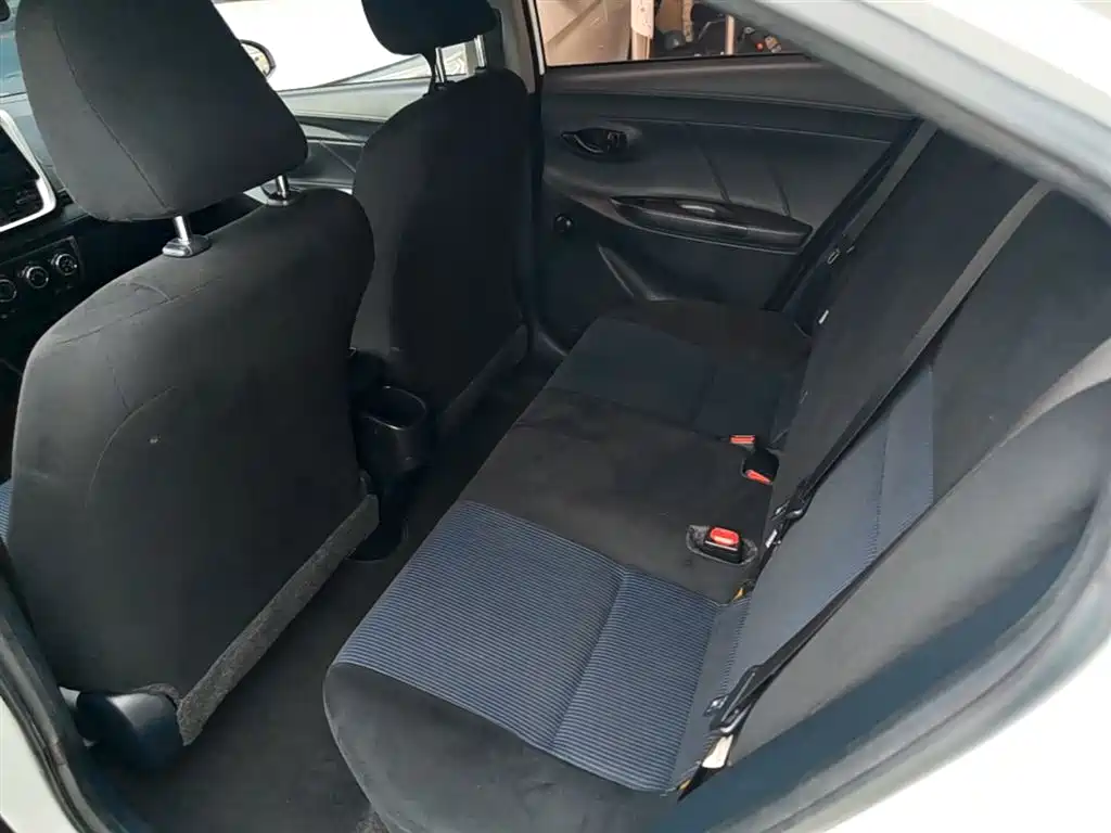Toyota YARiS L Zhi Xiang 2019 1.5E CVT Charming China VI фото 13