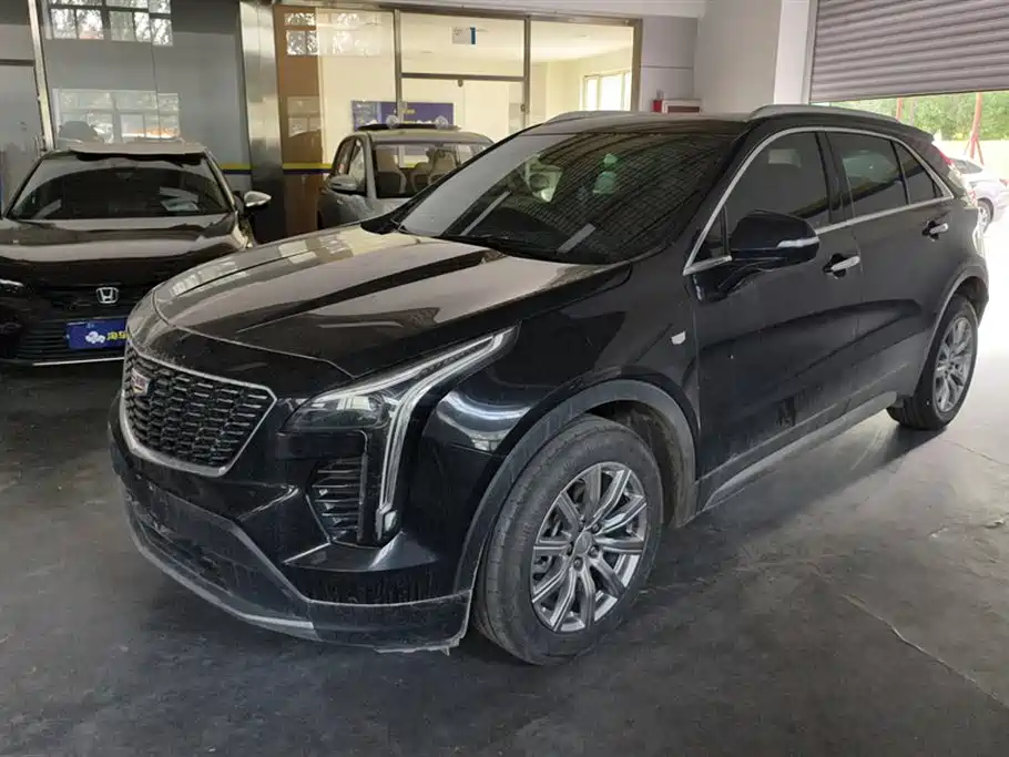 Cadillac XT4 2022 28T FWD Luxury