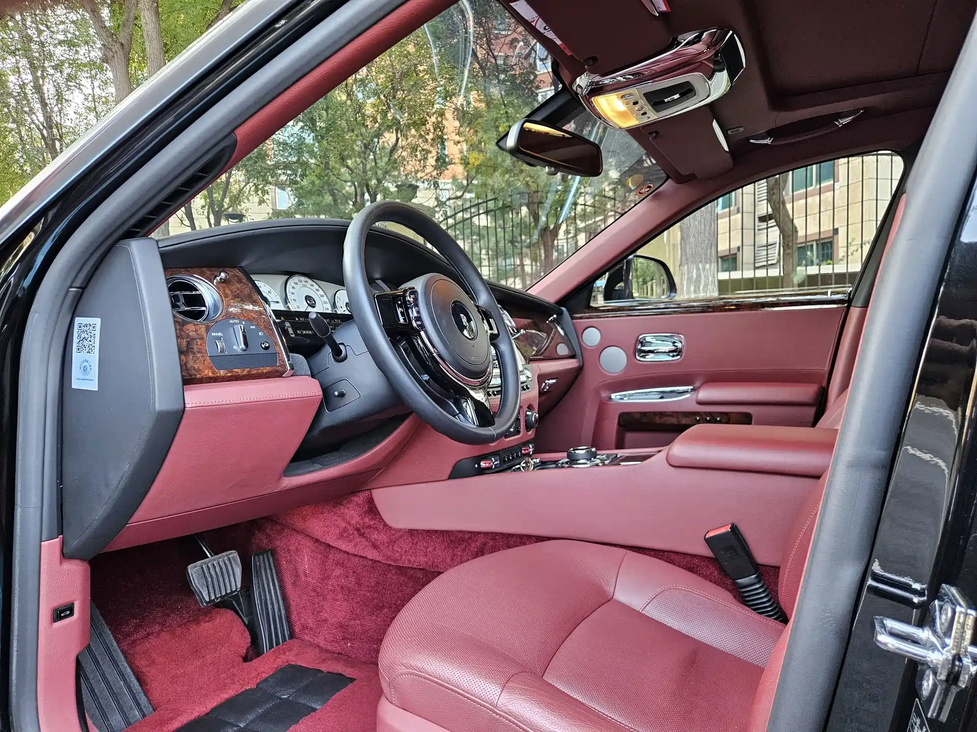 Фото 6 - Rolls-Royce Ghost