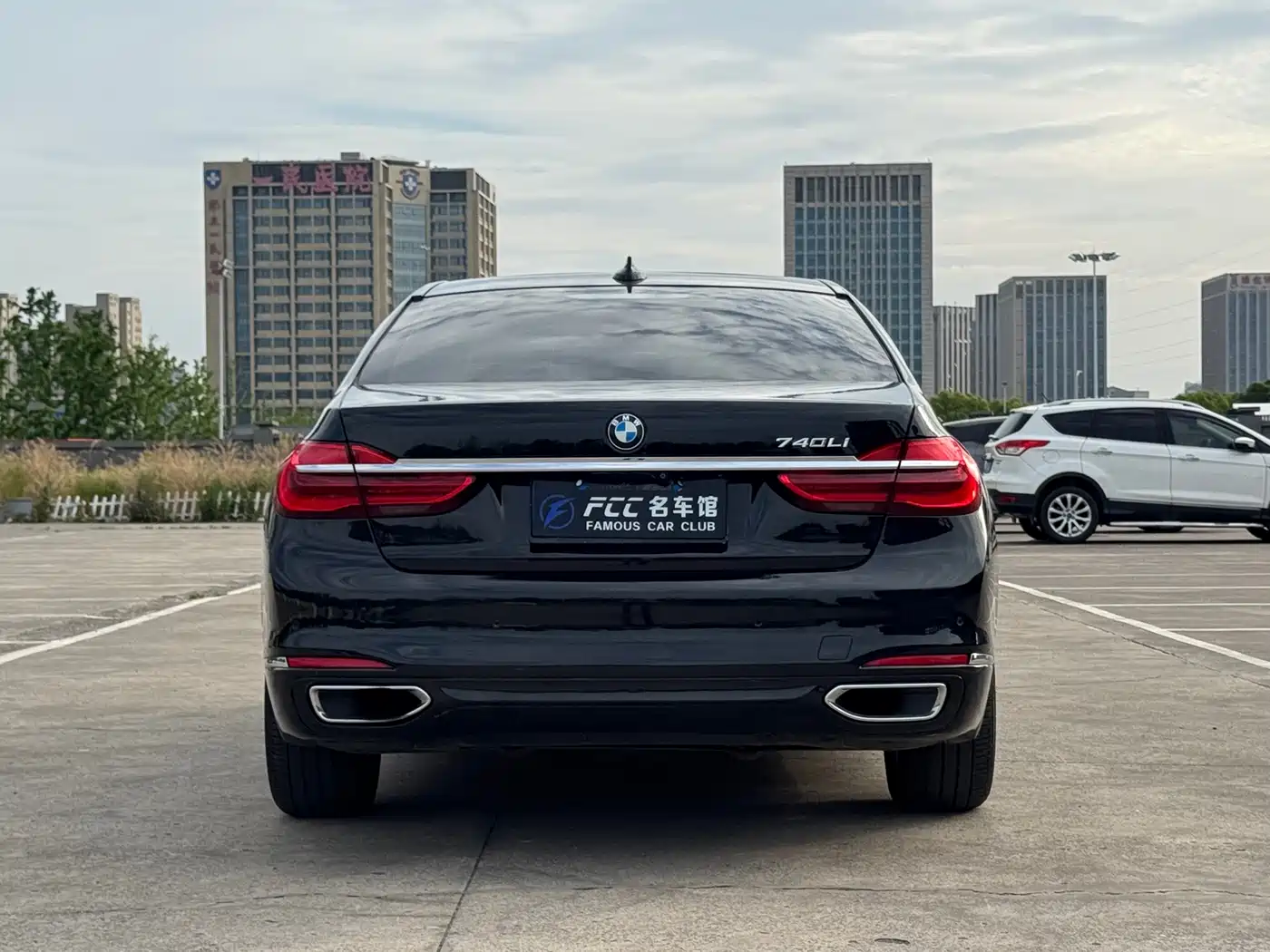 BMW 7 Series 2016 730Li Luxury фото 6