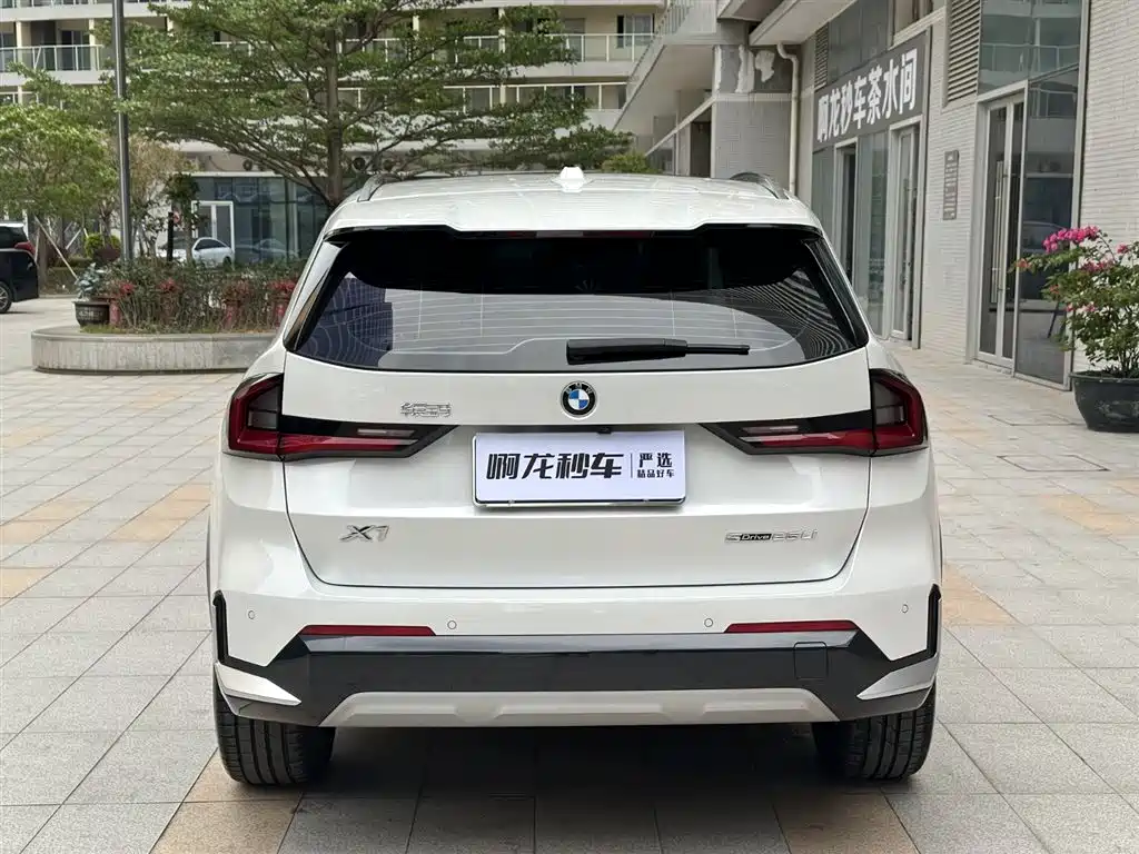 BMW X1 2023 sDrive25Li X Design Package фото 7