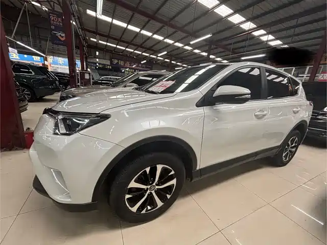 TOYOTA RAV4 RONGFANG