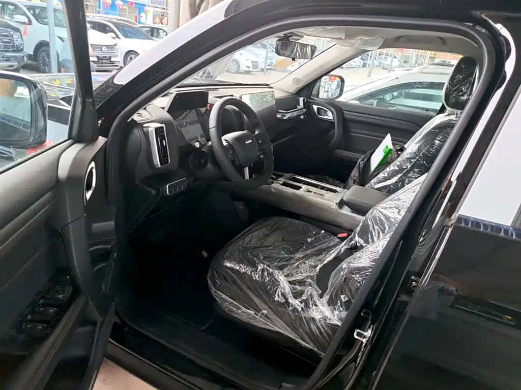 Haval Big Dog 2026 Model 1.5T Basic Configuration фото 16