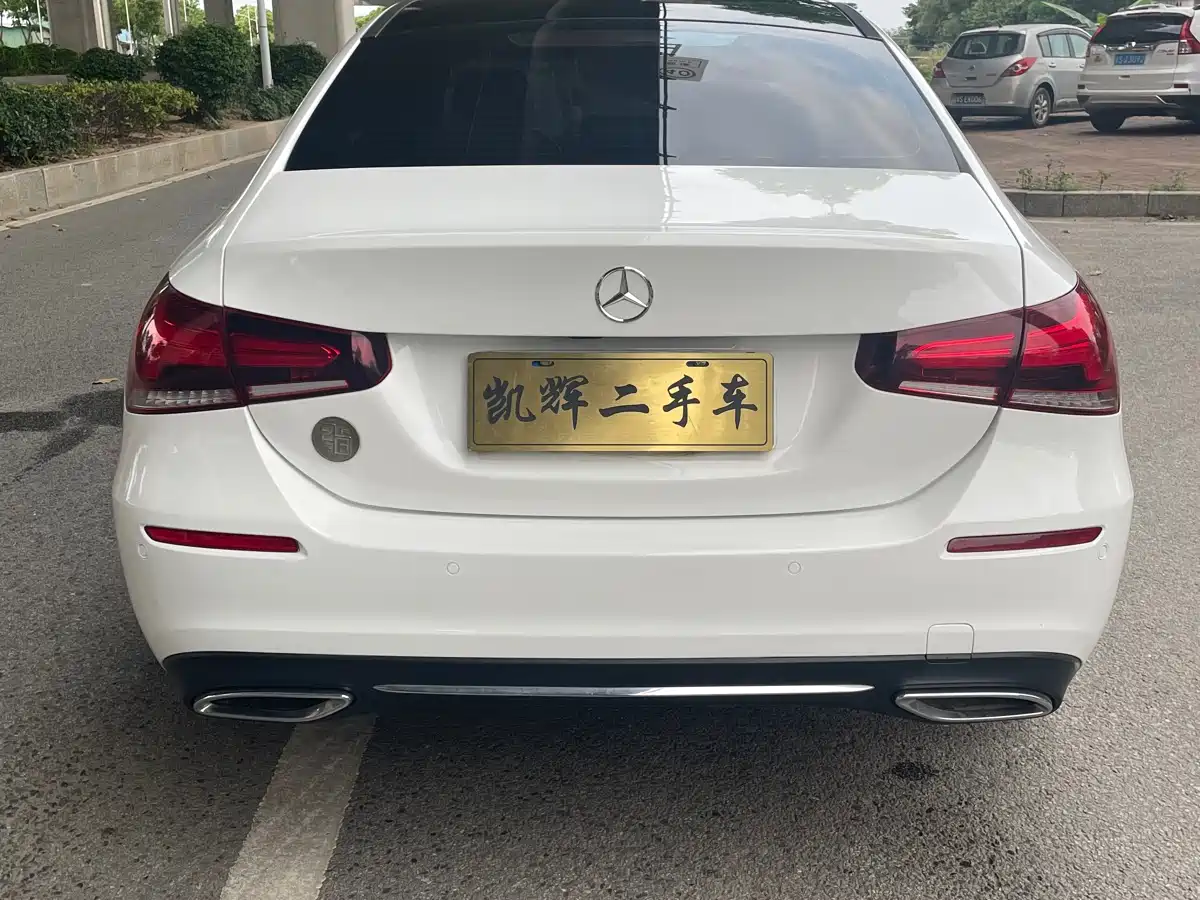 Mercedes-Benz A-Class 2019 A 200 L фото 11