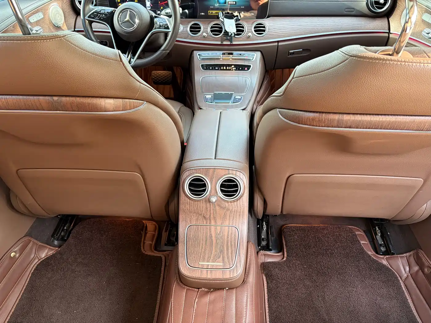 Mercedes-Benz E-Class 2023 E 300 L Luxury фото 13
