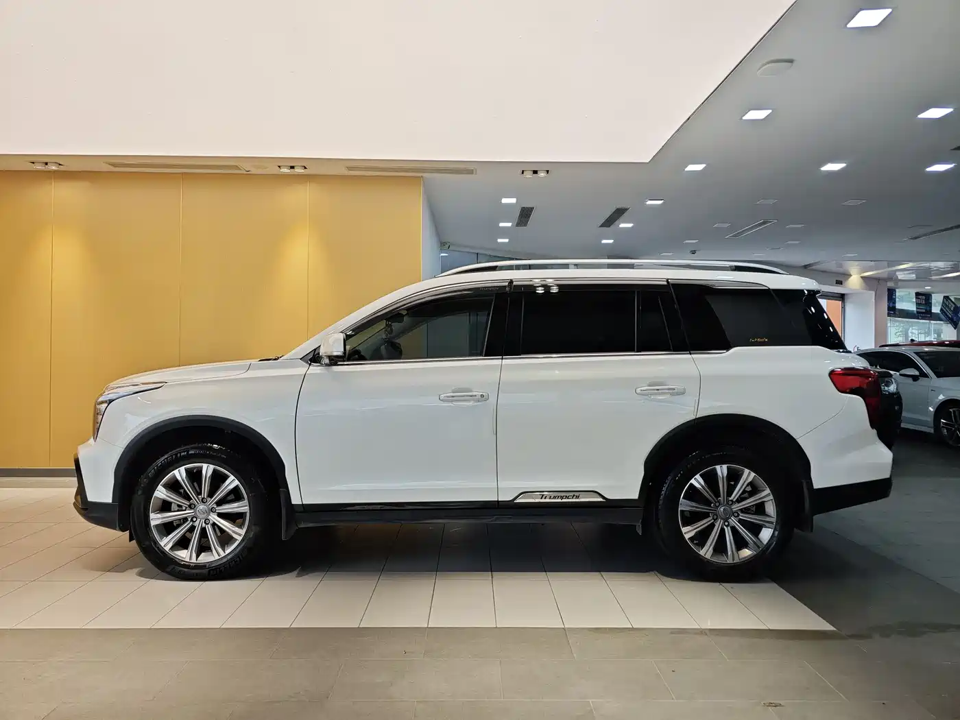 GAC Trumpchi Trumpchi GS8 2020 Model 390T FWD Luxury Smart Connect (7-seater) фото 6