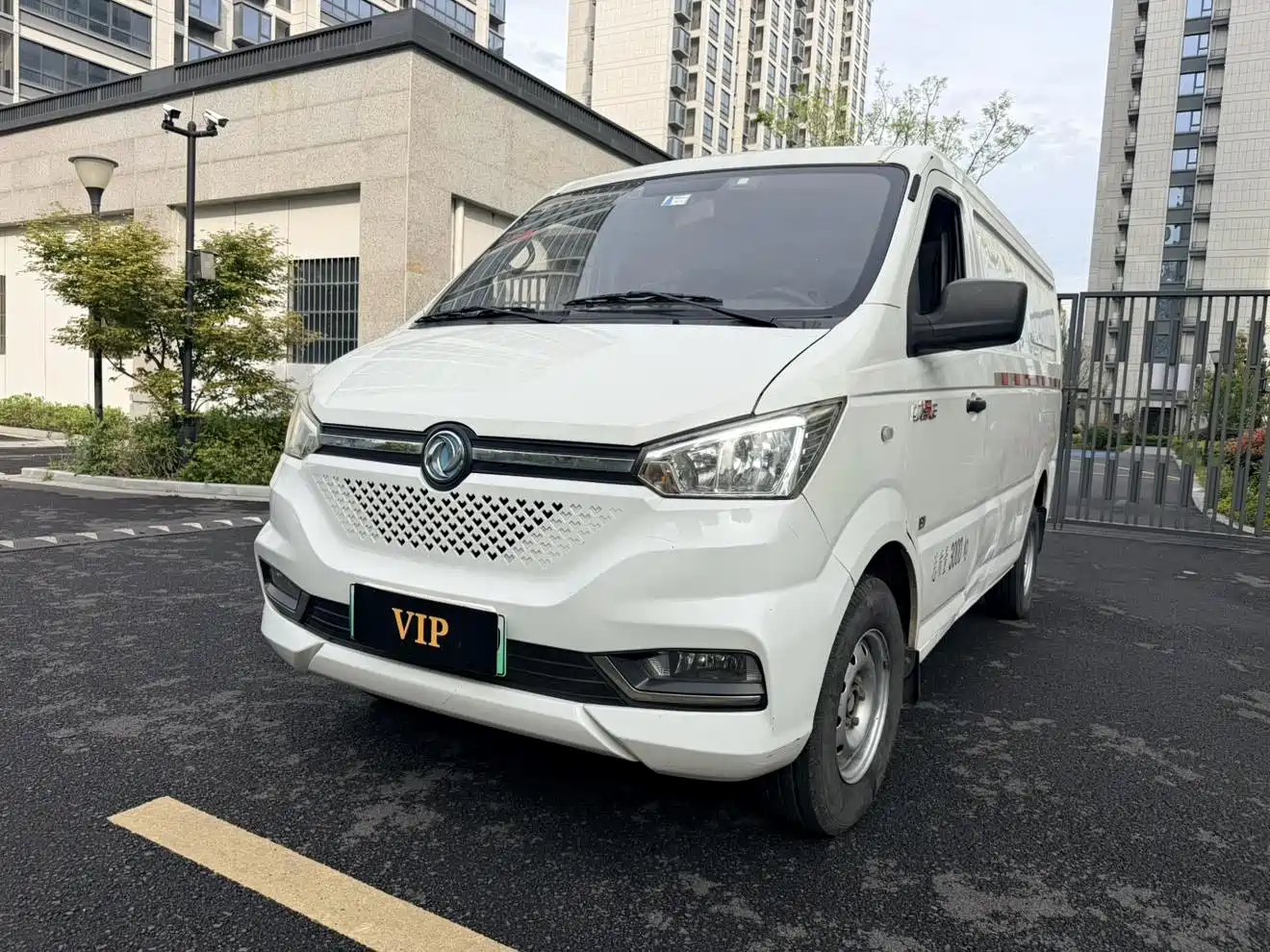 Dongfeng Yufeng Yufeng EM26 2022 2023 Standard Edition 41.472kWh Henan Lithium