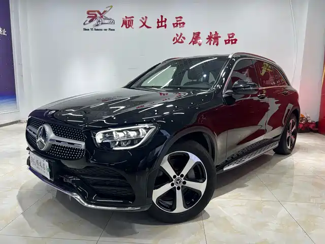 MERCEDES-BENZ GLC