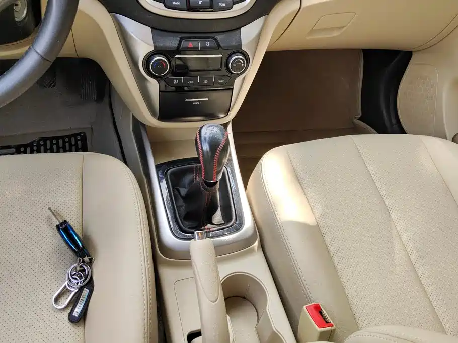 Changan Eado 2015 2015 1.6L Manual Luxury (China IV)