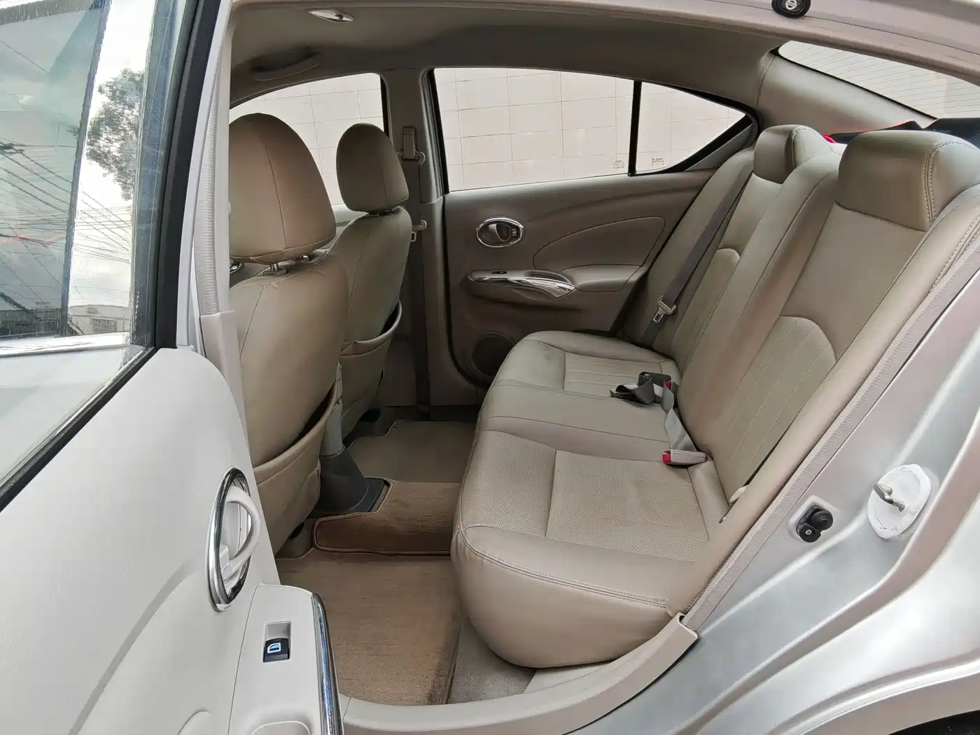 Nissan Sunny 2012 2011 1.5XE CVT Comfort Edition