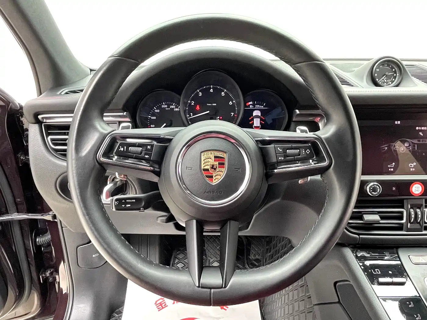 Porsche Macan 2023 Macan 2.0T фото 15