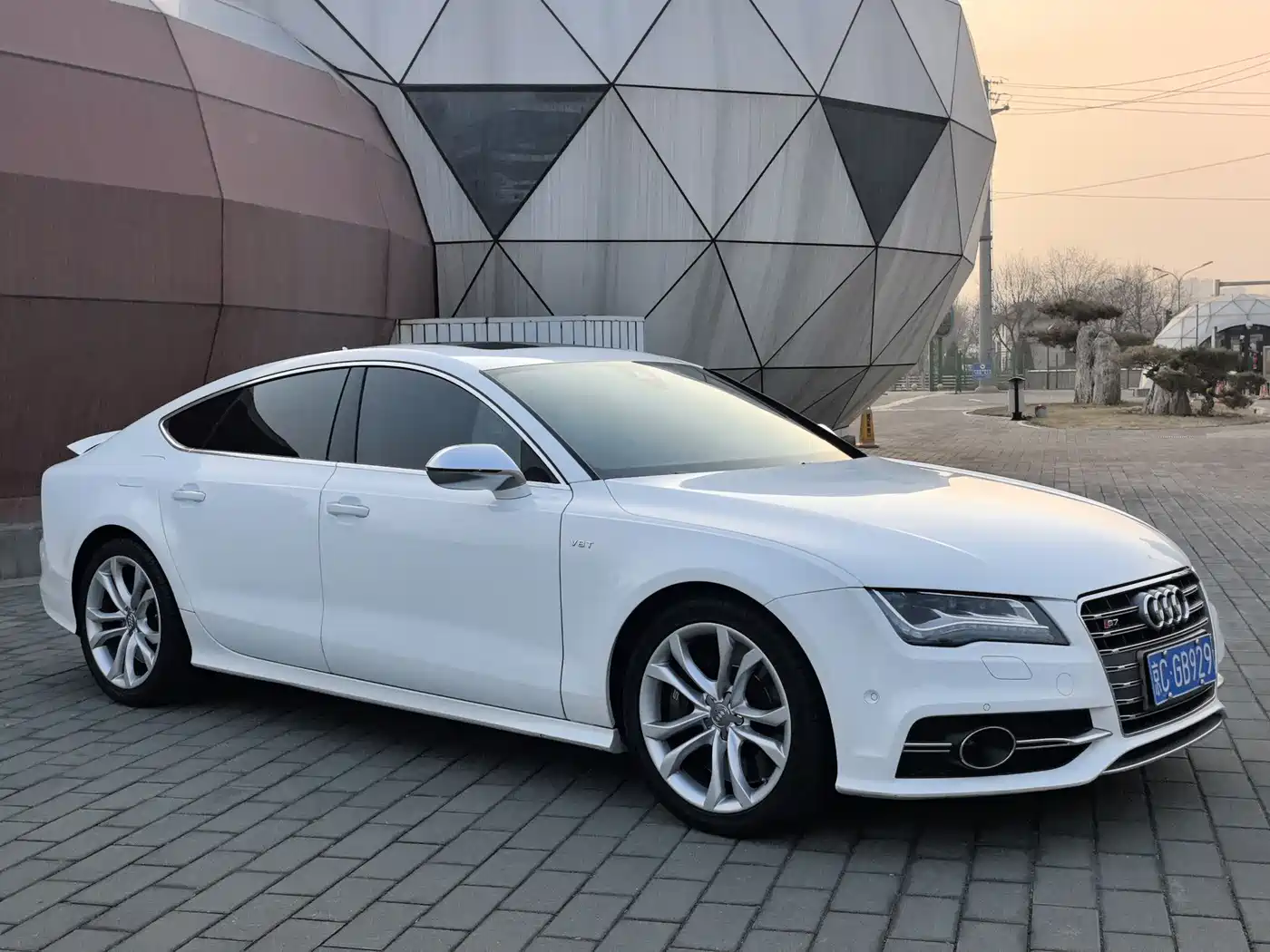 Audi S7 2013 4.0 TFSI quattro фото 3