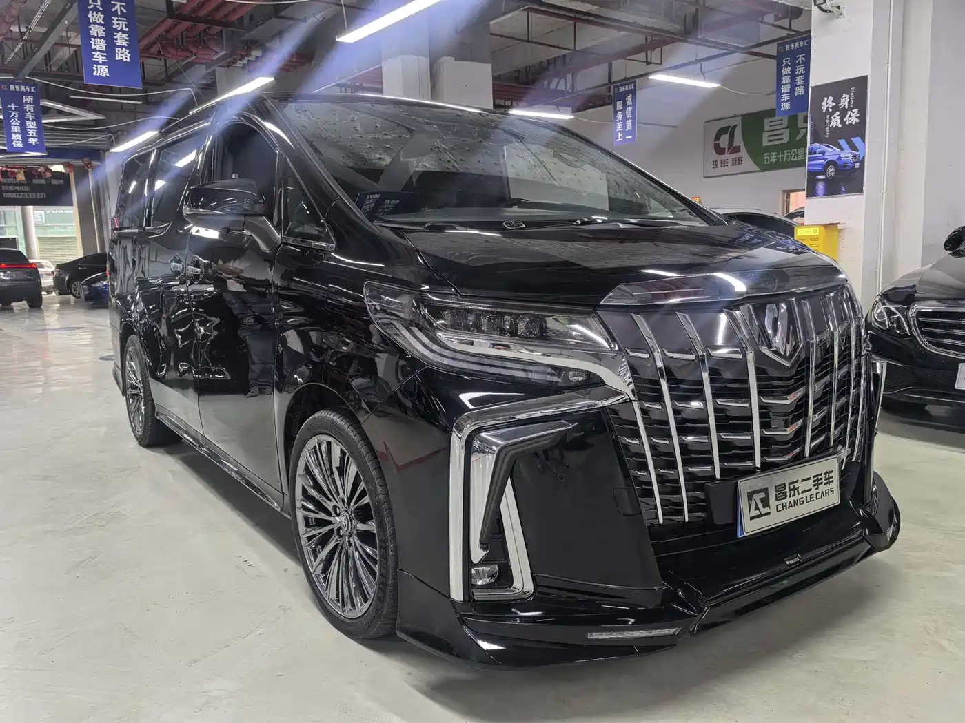 Toyota Alphard 2011 3.5L Luxury Edition