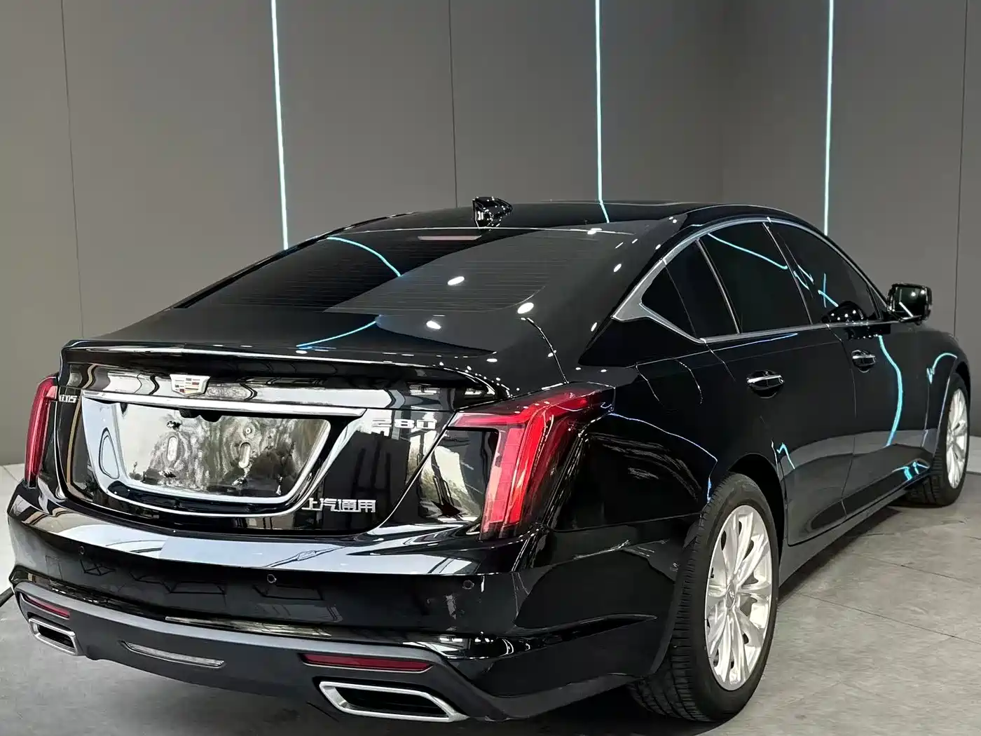 CADILLAC CT5