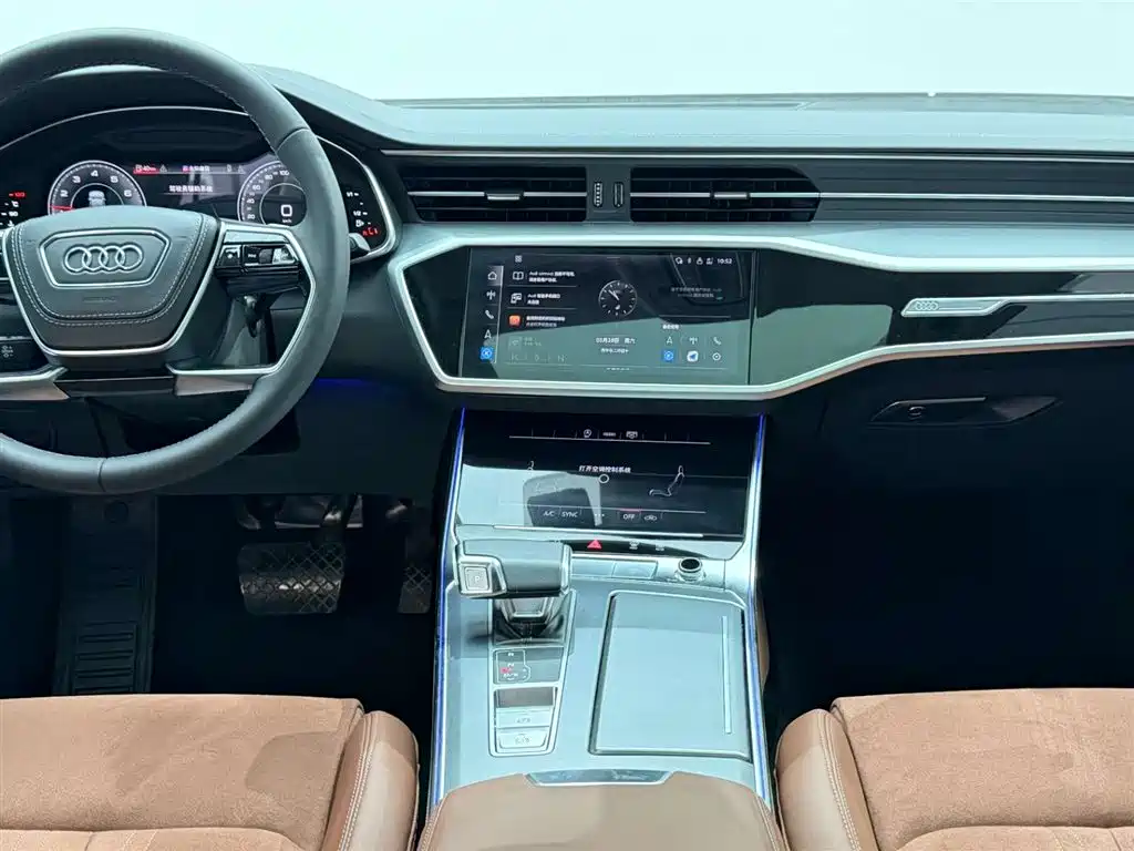 Audi A7L 2024 45 TFSI Luxury фото 25