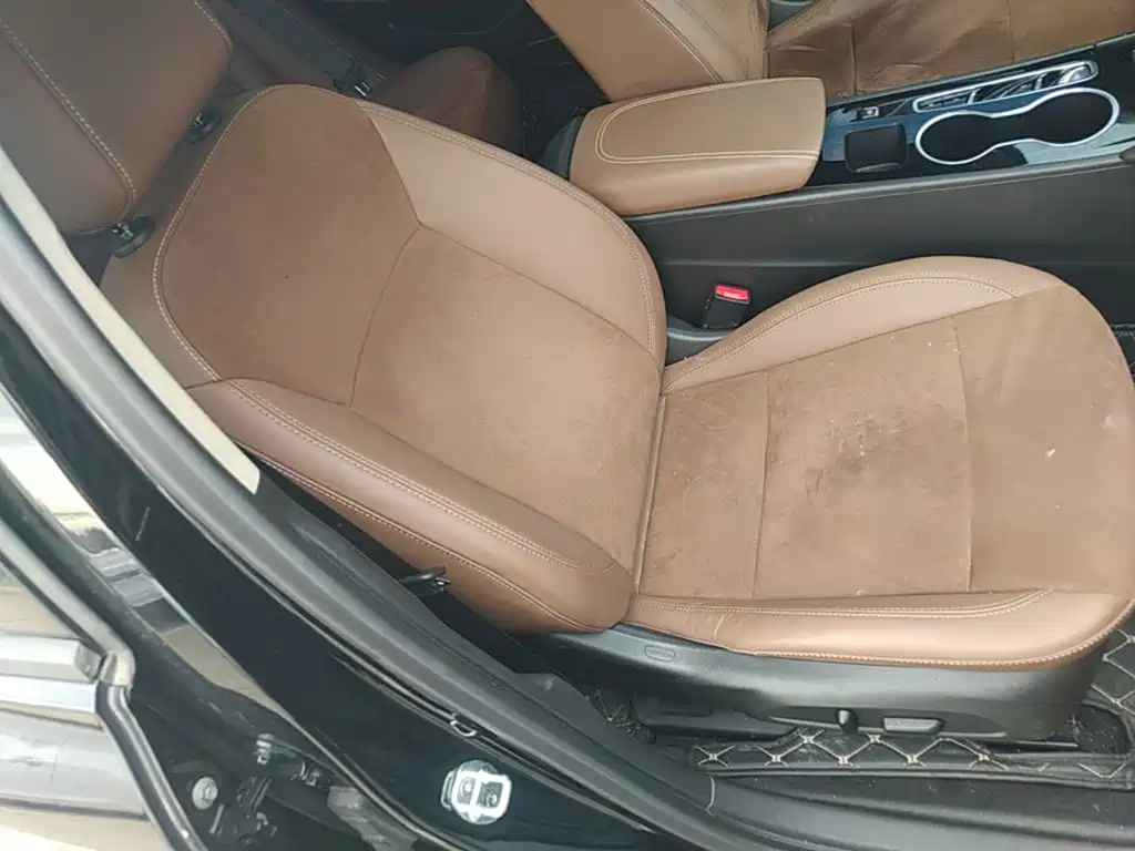 Photo 25 - Buick Regal