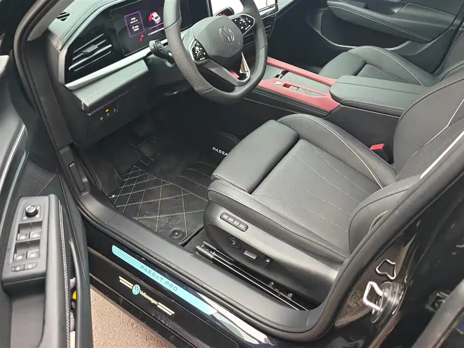 Volkswagen Passat 2025 Pro 380TSI Dragon Prestige Edition фото 9