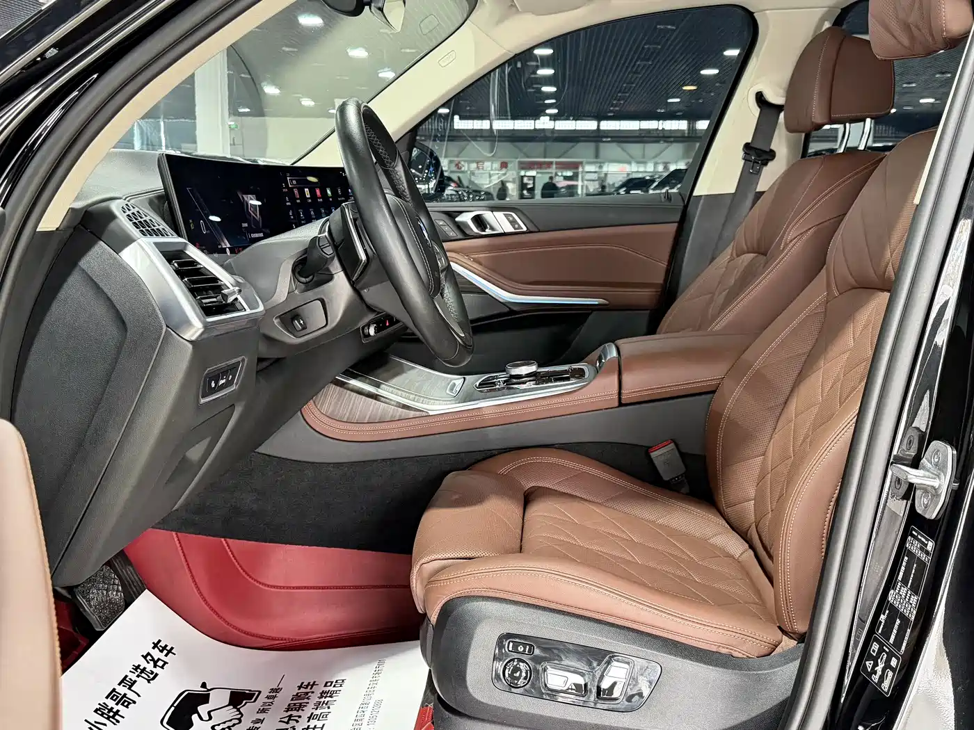 BMW X7 2023 xDrive40i Leading Luxury Package фото 4