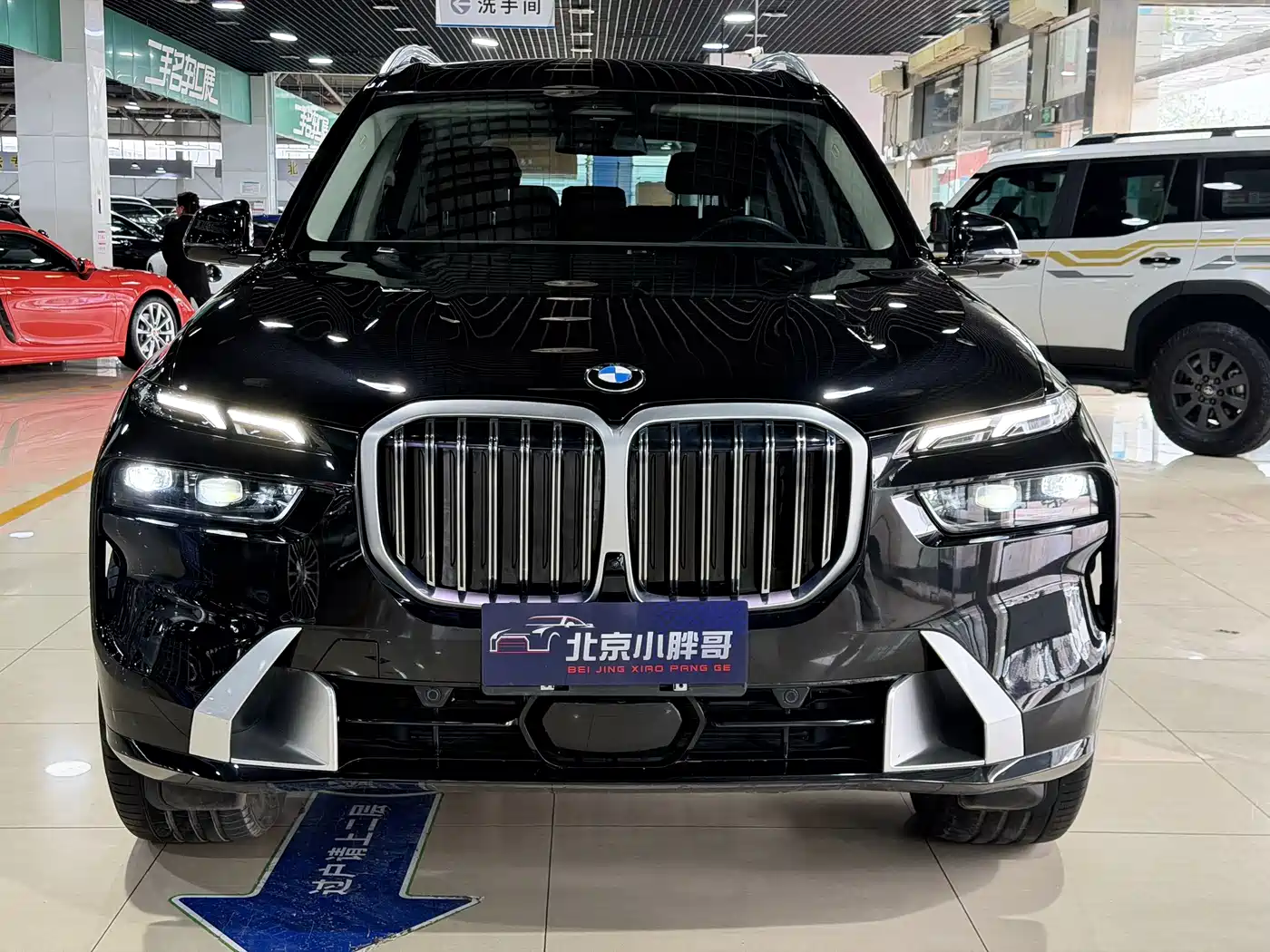 BMW X7 2023 xDrive40i Leading Luxury Package фото 2
