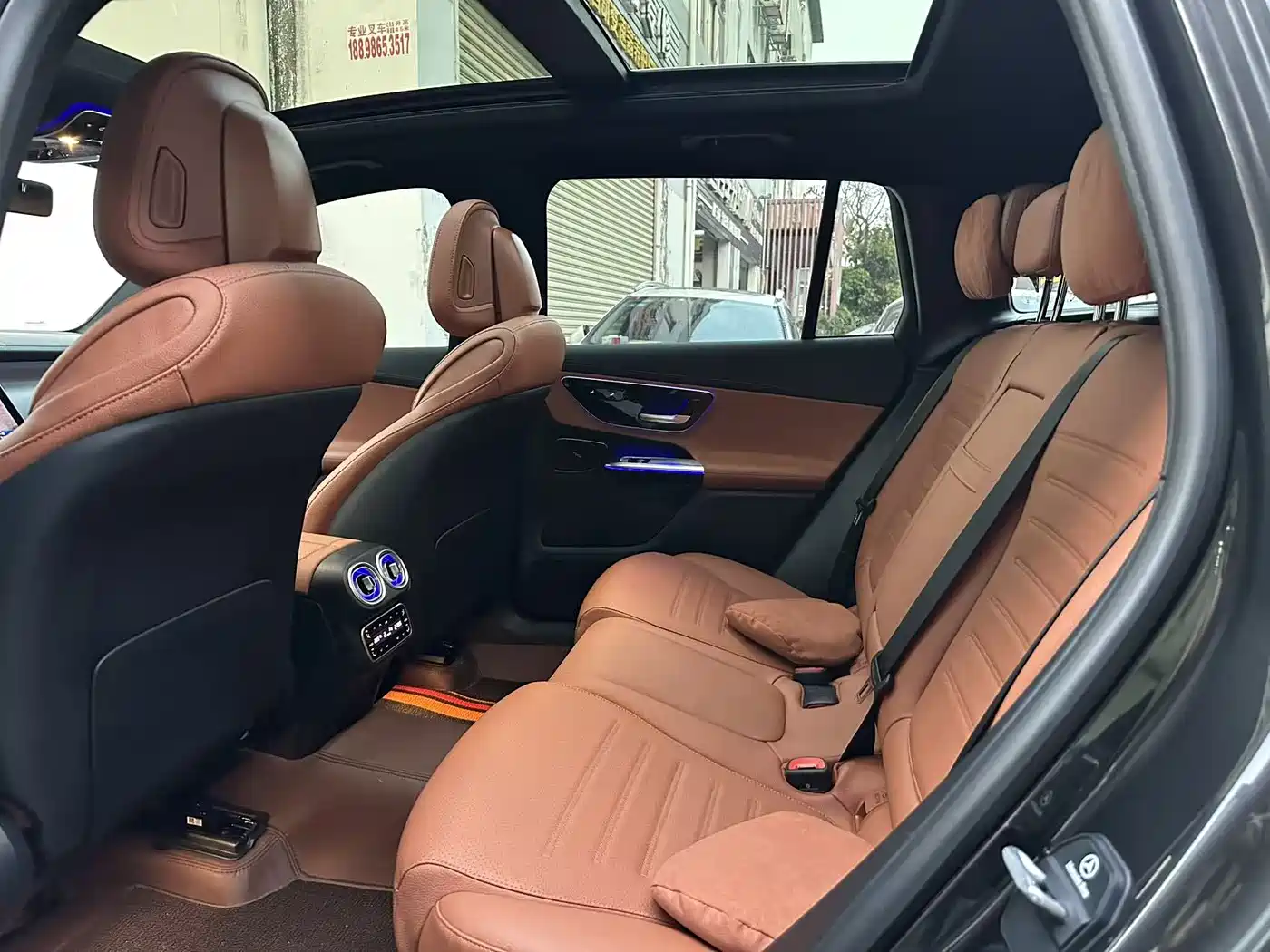 Mercedes-Benz GLC 2024 Facelift GLC 260 L 4MATIC Luxury 5-seater фото 9