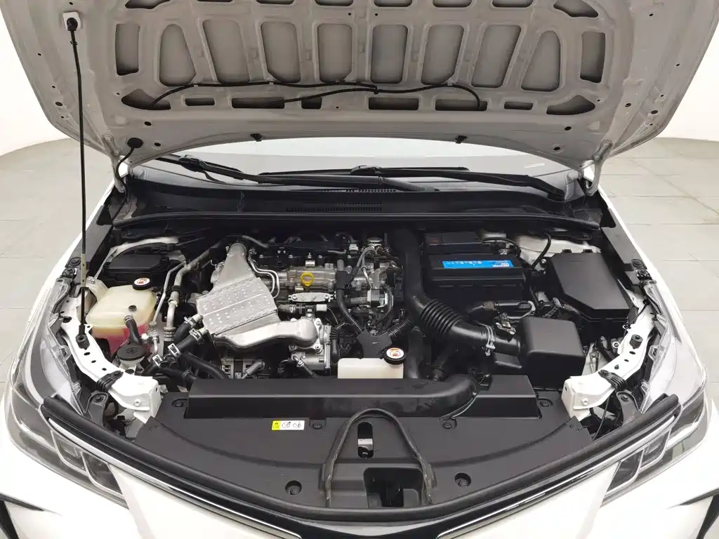 Фото 6 - Toyota Corolla