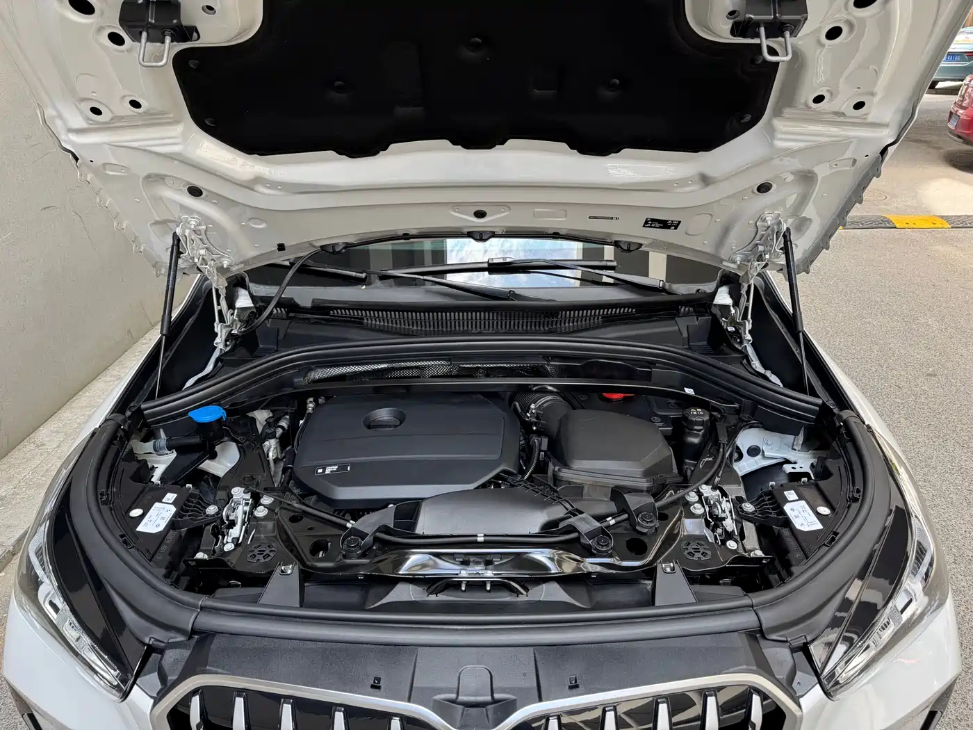 BMW X1 2023 sDrive20Li X Design Package фото 15
