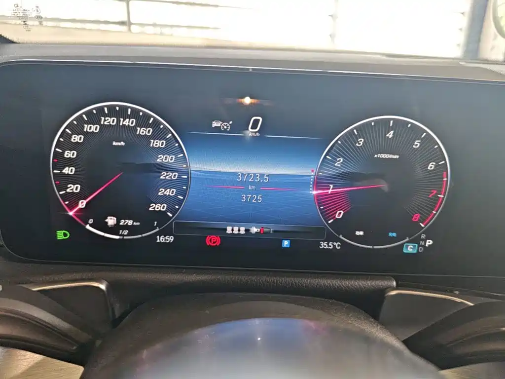 Mercedes-Benz GLB 2025 2025 GLB 220 Dynamic