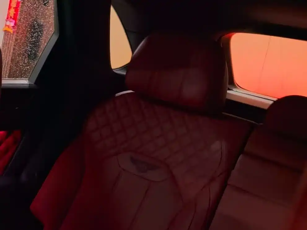 Bentley Bentayga 2021 4.0T V8 фото 7