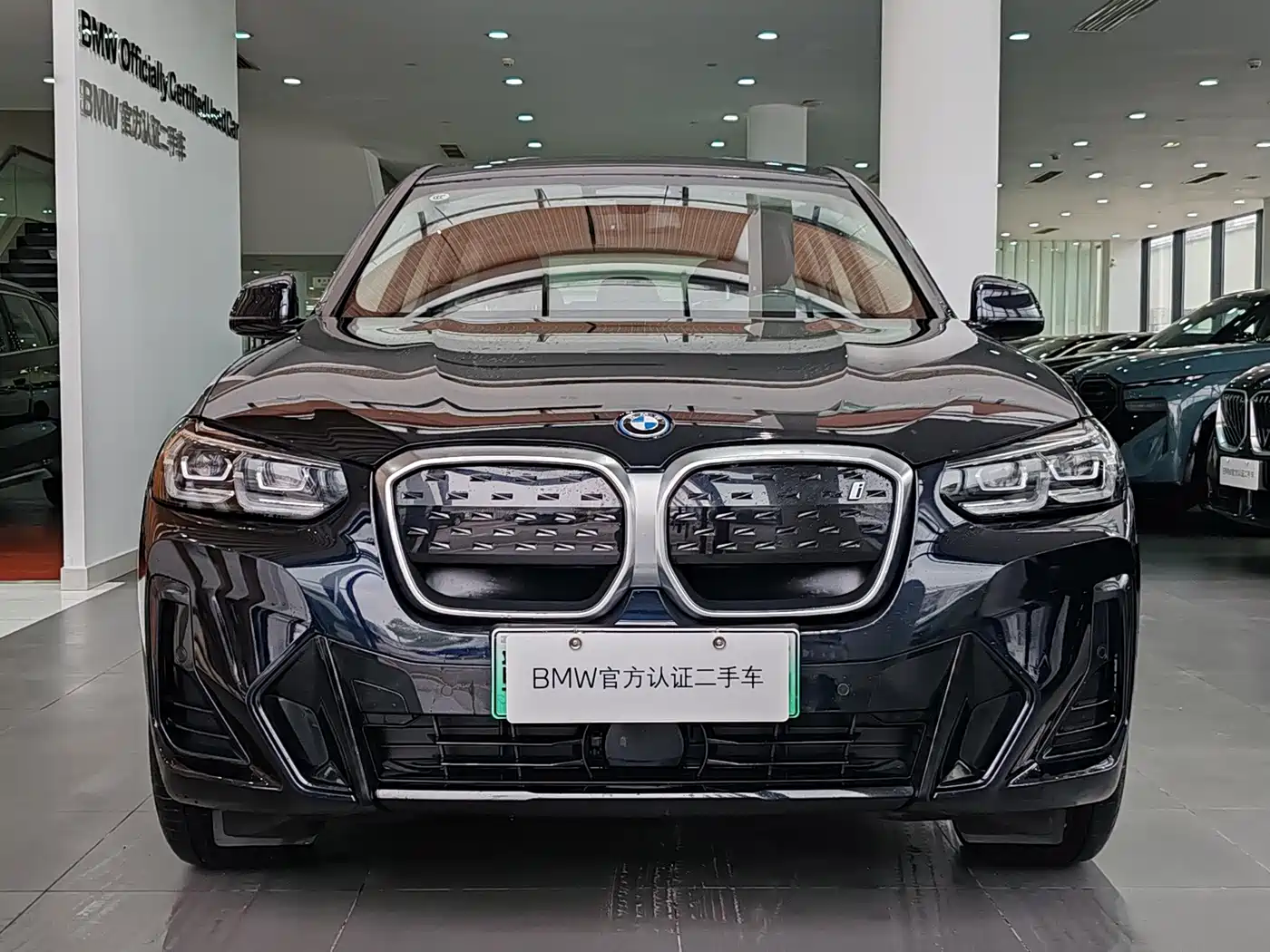 BMW IX3
