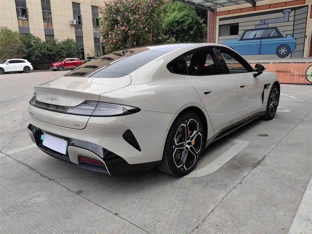 XIAOMI CAR XIAOMI SU7