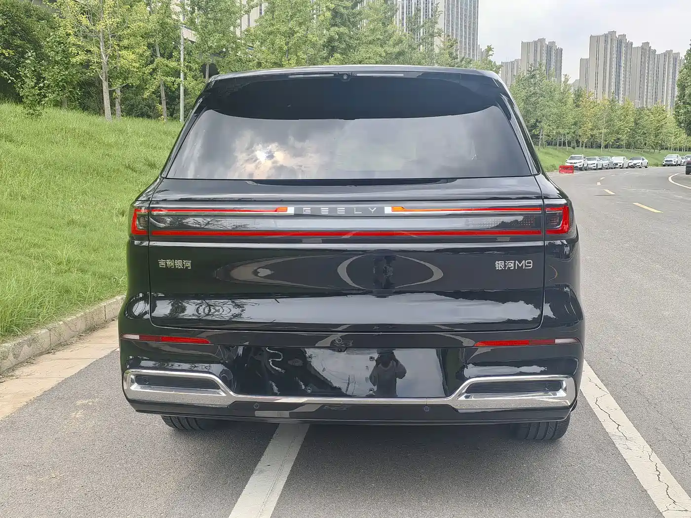 Geely Galaxy Galaxy M9 2025 2025 Model 230km 2WD Explorer+ Edition
