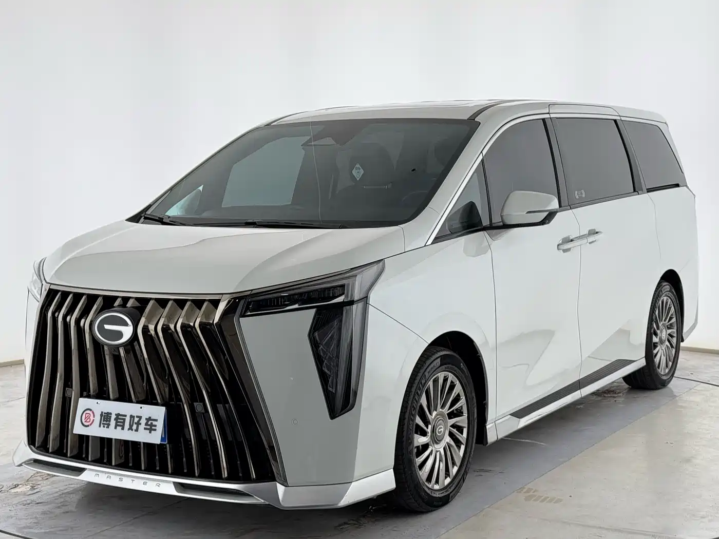 Фотография GAC TRUMPCHI M8