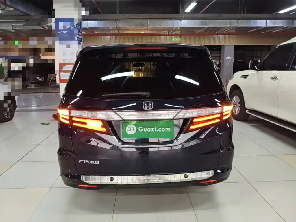 Photo 6 - Honda Odyssey