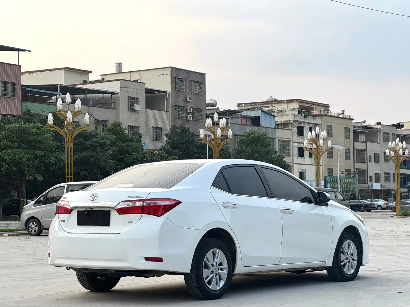 Toyota Corolla 2014 1.6L CVT GL фото 6